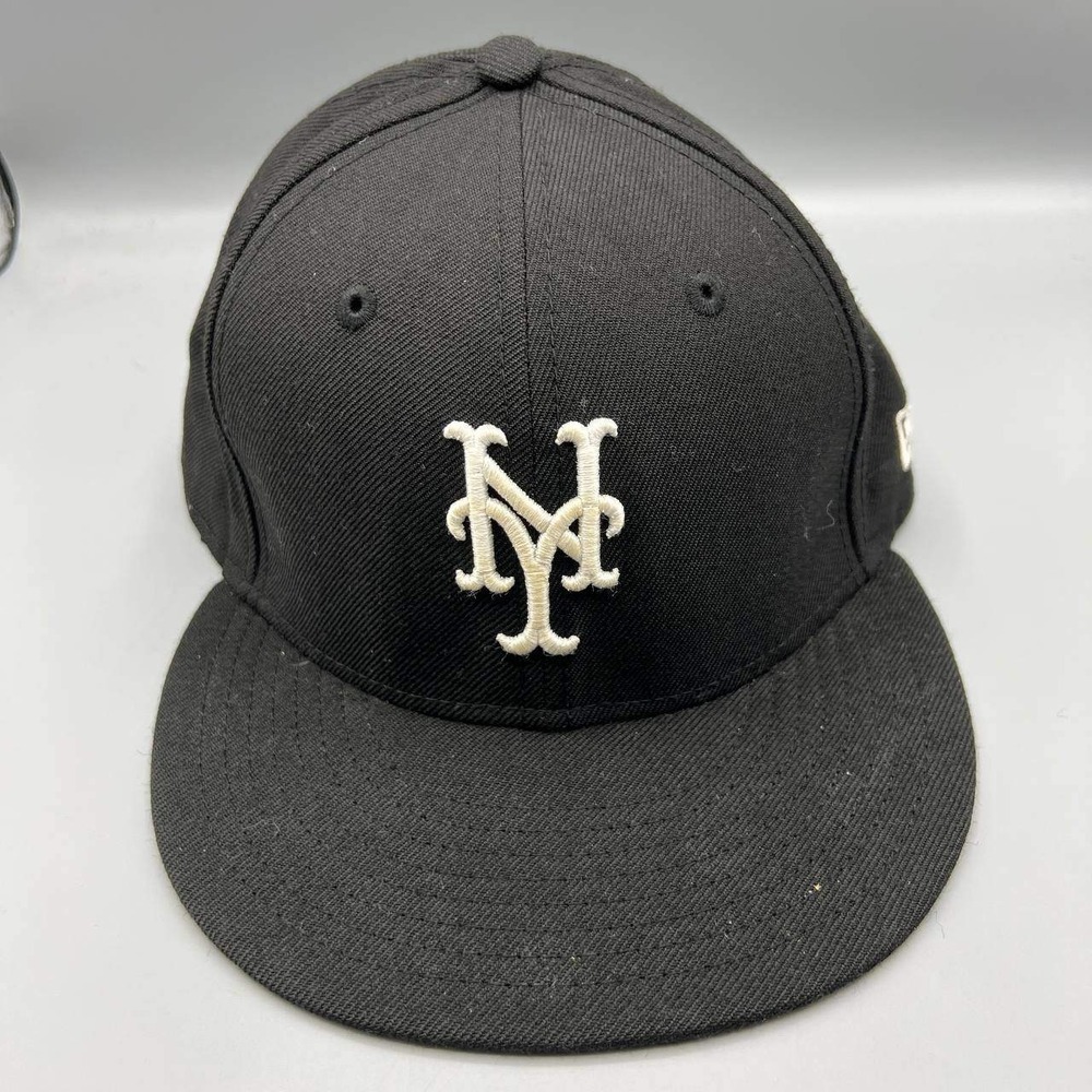 New York Yankees Hat Men 7 3/8 Black Embroidered 59Fifty New Era Fitted Cap